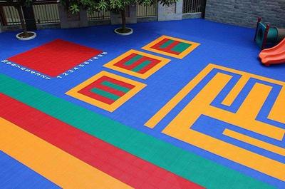 幼儿园拼装悬浮地板