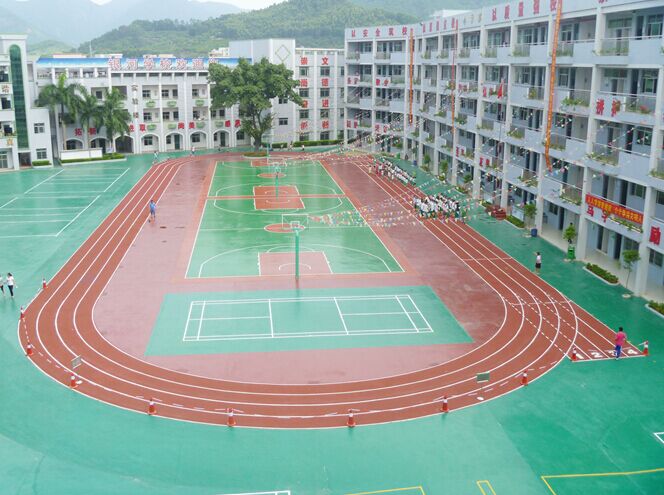 清溪银河学校200米塑胶跑